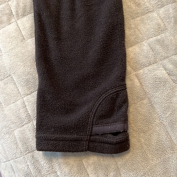 Athleta Softshell Fleece Jacket, Black, Zippered Pockets, Size XS - Picture 4 of 8